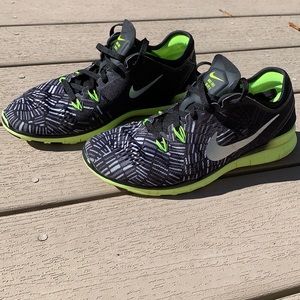 Nike free TR Fit 5 running sneakers size 7
